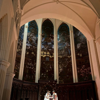 照明が何回か変わりました。