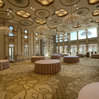 グランドフルールの会場です。私たちには広すぎました