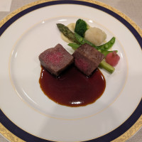 試食したお肉料理
