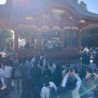 当日の様子です。招待客は四方から見ることができます。