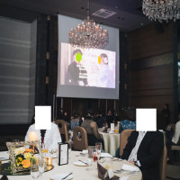 スクリーンは2枚ありました。