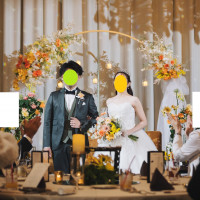 ブーケとブートニアは造花で前撮りと同じものを使いました。