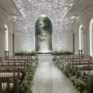 リニューアルしたチャペルはとても素敵です