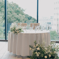 メインテーブルの装花、とっても可愛かった