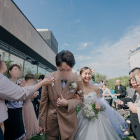 ガーデンにてフラワーシャワー