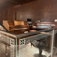 生演奏してくれる