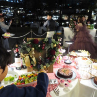 ガーデンでデザートビュッフェ