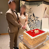 イチゴのミルフィーユのウェディングケーキ