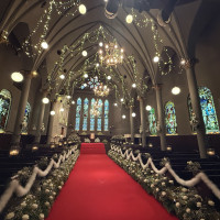 ステンドグラスが圧巻の大聖堂