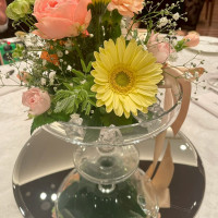 お花の種類や入れ物を選べました。