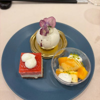 デザートビュッフェ