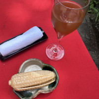 お庭でいただいたスイーツとドリンク