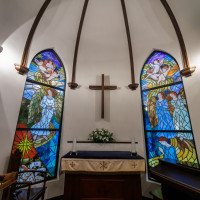 ステンドグラスがとても綺麗です