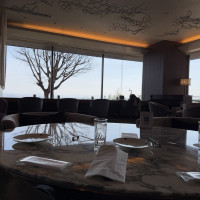 ピアノもあり、生演奏もできそうでした！