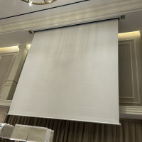 披露宴会場のプロジェクターです！