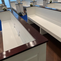 挙式会場の参列者用の椅子