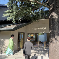 神前式に向かう道中です