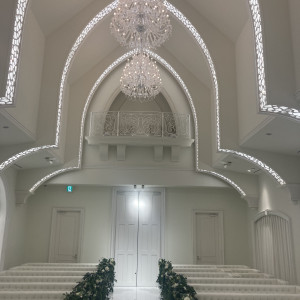 チャペル退場の時も映える構造|782626さんのステラ・デル・アンジェロの写真(2596532)