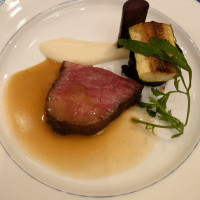 メインの肉料理