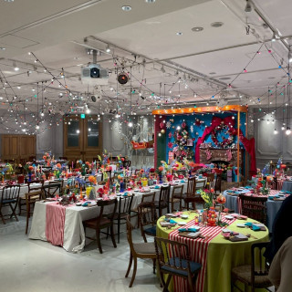 ゲストテーブルもクリスマス感満載で華やか