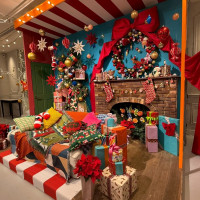 クリスマスのお部屋をイメージした高砂