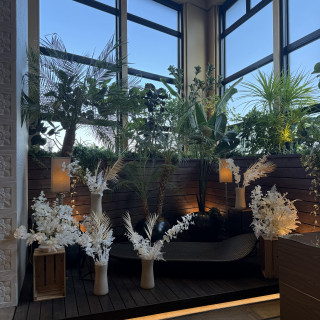 披露宴会場の奥のガーデンスペース