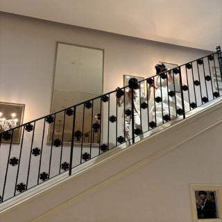 階段から降りられる