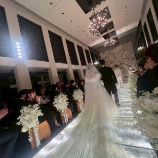 クリスタルたくさんのチャペル