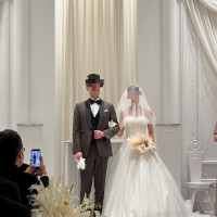 チャペル 白基調