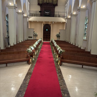 チャペル 後ろの2階に聖歌隊やパイプオルガンがあります