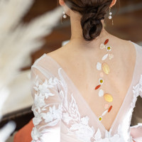 提携しているお花屋さんとメイクさんが要望を叶えて下さいました