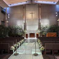 真ん中の十字架は取り外し可能なそうです