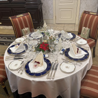 丸テーブルの大きさも何種類かあるそうです。