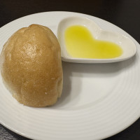 パンとオリーブオイル