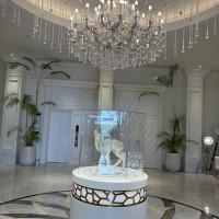 華やかなロビー