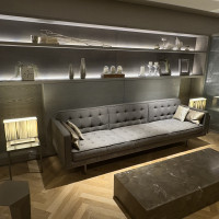 シックな色味でした。