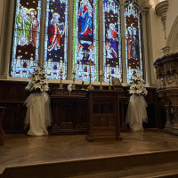 大きなステンドグラス