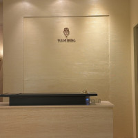 ドレスショップ入り口