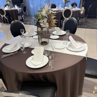 大人なデザインのテーブル