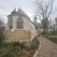 打ち合わせなどに使う建物です。