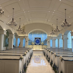 入場した瞬間のチャペル|782882さんのアヴァンセ リアン 東京 （AVANCER LIEN TOKYO）の写真(2630911)