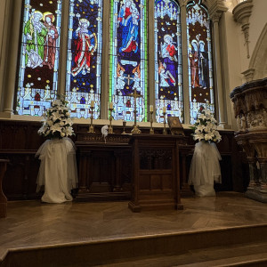 大きなステンドグラス|782882さんのキャメロットヒルズの写真(2604901)