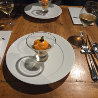 前菜の試食。グレードの高いものでした。