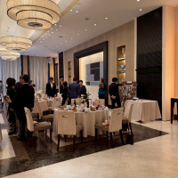 披露宴会場はこんな感じ