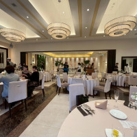 広々披露宴会場