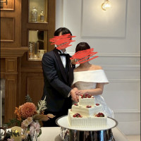 ケーキ入刀シーン