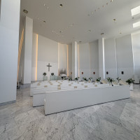 白を基調としたチャペル