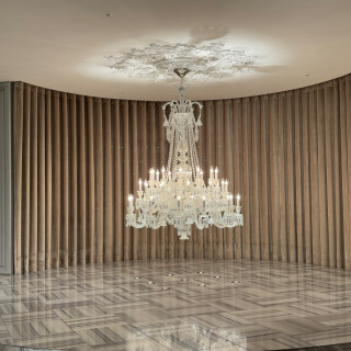 バカラ製のシャンデリア