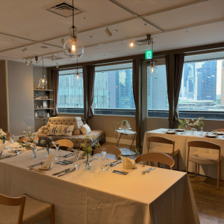 アフターリビング
街並みも見れて明るく開放的
少人数向き