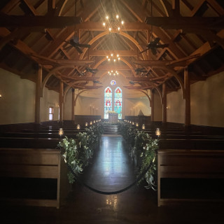 自然光がはいり、落ち着いた雰囲気